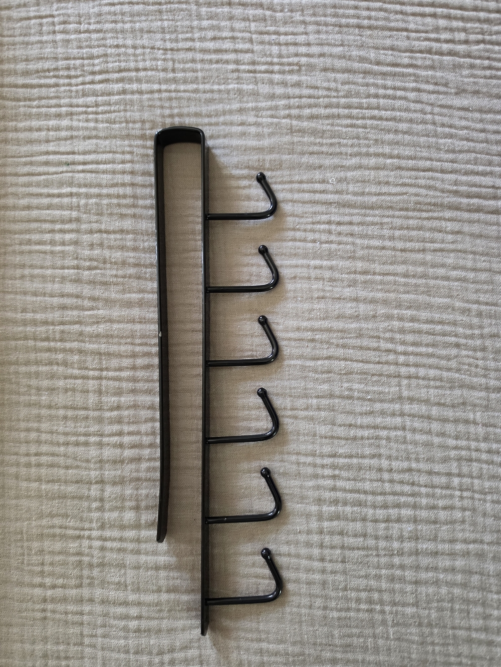 Black Over-the-Shelf 6-Hook Mug Organizer